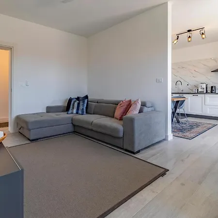 2 Bedroom Amazing In * Medulin