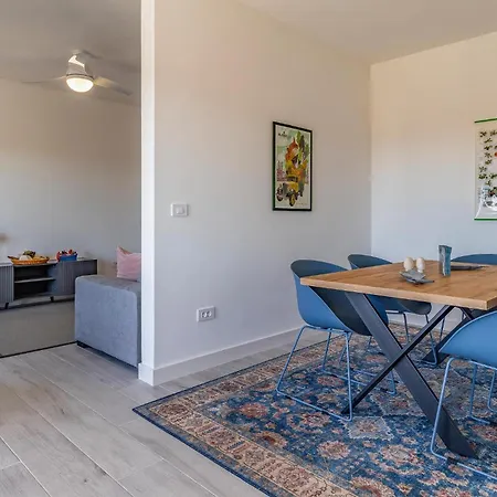 2 Bedroom Stunning In