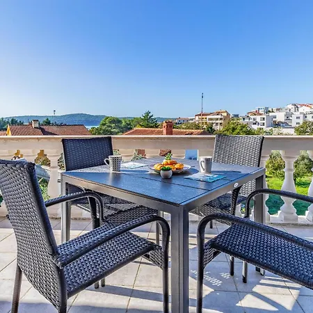 Apartment 2 Bedroom Stunning In Medulin